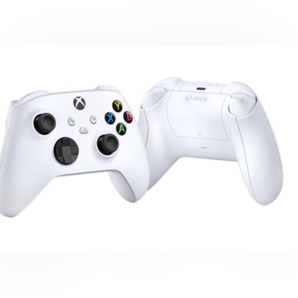 White Xbox Wireless Controller